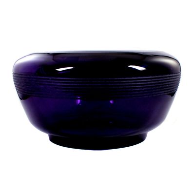 Schale zum wenden aus lilafarbenem Glas mit Rillendekor, 2 Hälfte des 20.Jh.