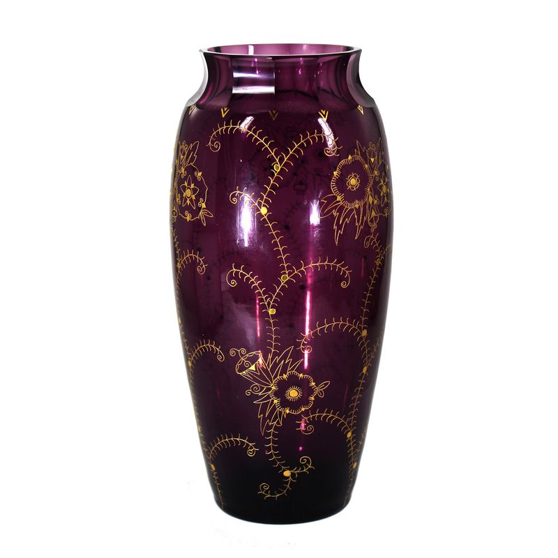 Vase of violet glass with gilded needle etching, Oertel, circa 1915.