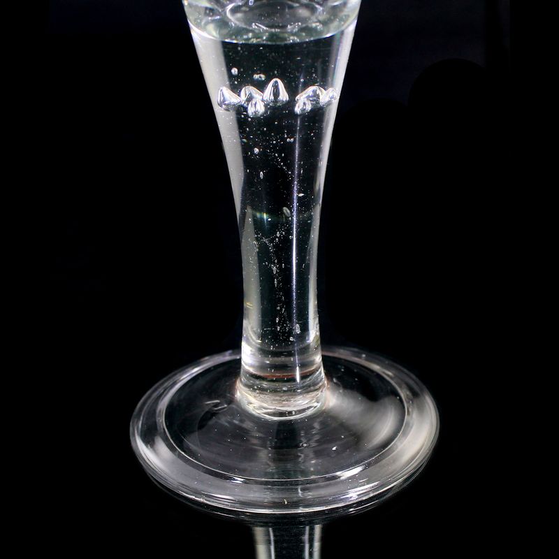 Lauenstein pointed goblet with air beads and folded edge, 2nd half of the 18th century.