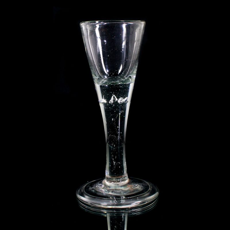 Lauenstein pointed goblet with air beads and folded edge, 2nd half of the 18th century.