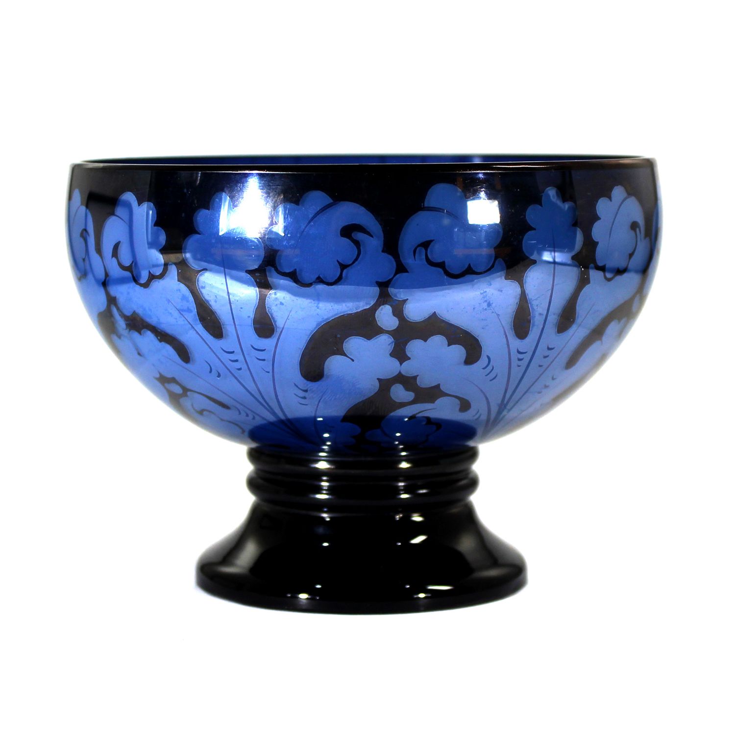 Trumpet-shaped blue glass vase with golden nodus, sign. Jean Beck
