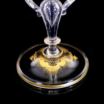 Vierpassiger Flügelpokal mit pastoser Goldmalerei, Josephinenhütte um 1900