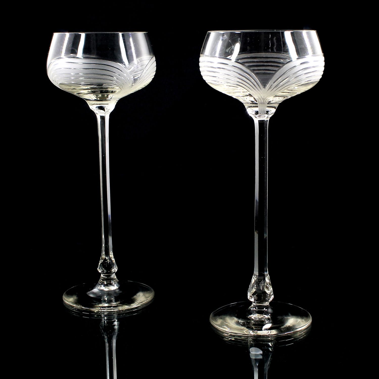 1 of 2 stemmed glasses with a frosted wavy cut, Theresienthal, circa 1902