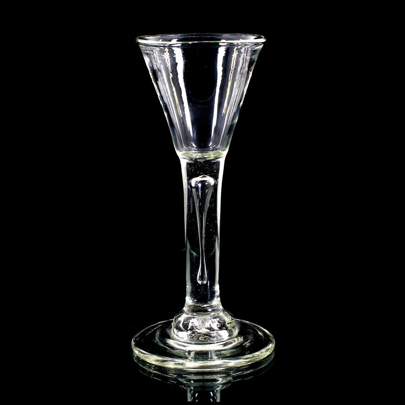Pointed chalice with air column, North German or English, second half of the 18th century.