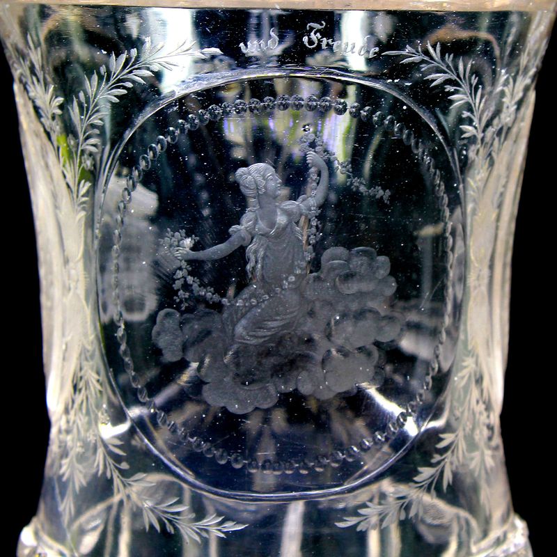 Beaker with 3 oval medallions and figurative allegories, probably by H. Hackel, circa 1830-35