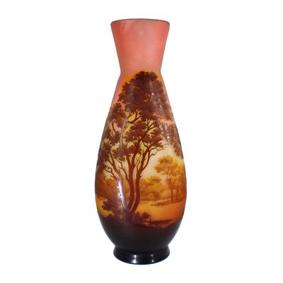 40cm hohe Vase mit Wald- und Seelandschaft, Emile Galle um 1900
