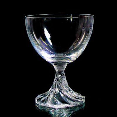 8 Madeira Gläser aus Kristallglas, Lalique, Serie Rambouillet um 1955-70.
