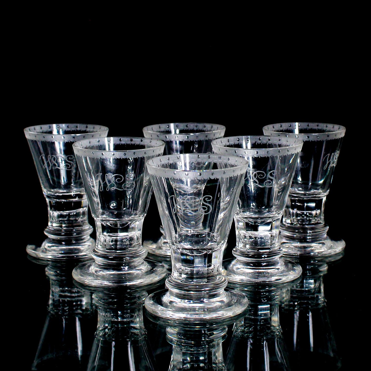 6 monogrammed shot glasses/goblets, Meyr's Neffe for Lobmeyr around 1880(Bearbeitet)Original wiederherstellen