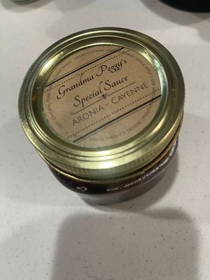 Grandma Peggy's Aronia Cayenne Sauce – Half Pint Jar