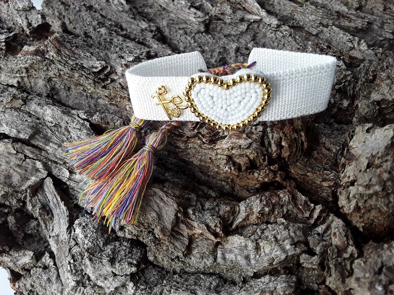 Kordelarmband mit Herz aus  Miyuki-Perlen