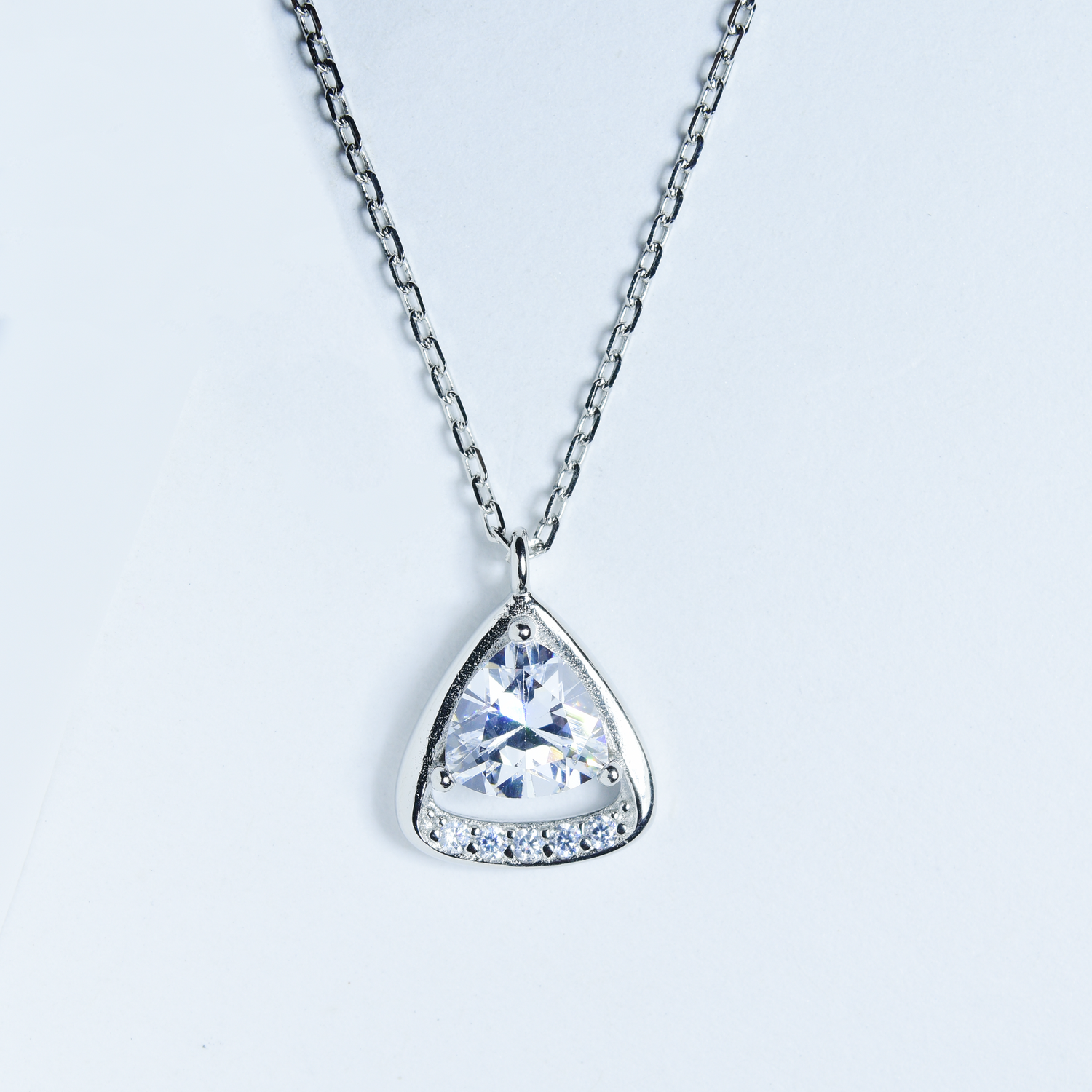Collet Necklace
