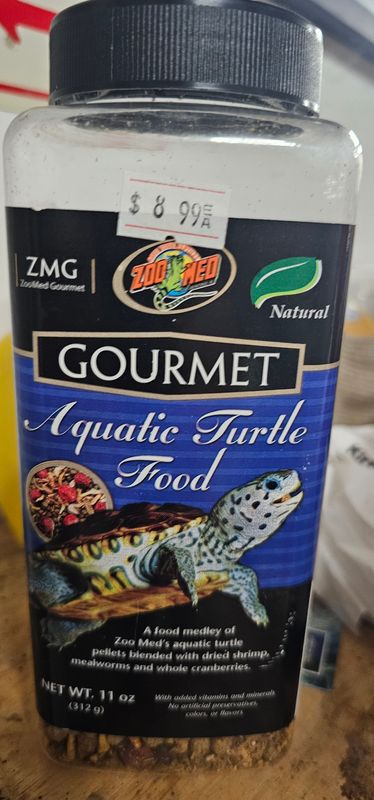 Gourmet aquatic turtle food