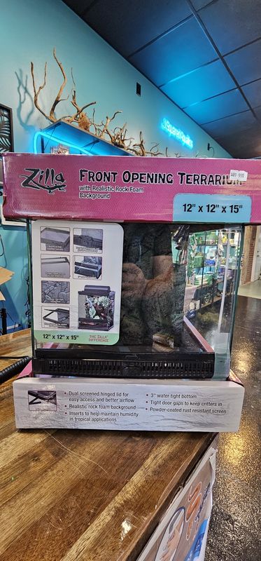 12 x 12 x 15 Terrarium