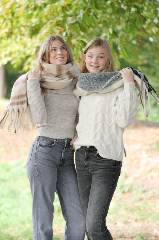 Sjaal Happy beige