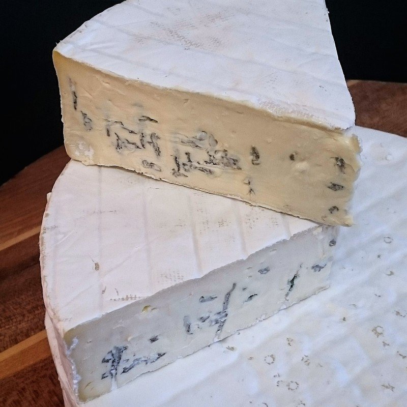 Camembert Bleu