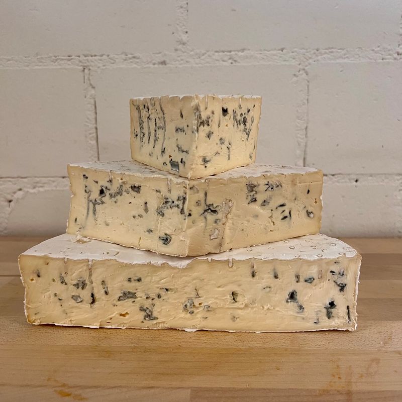 Camembert Bleu