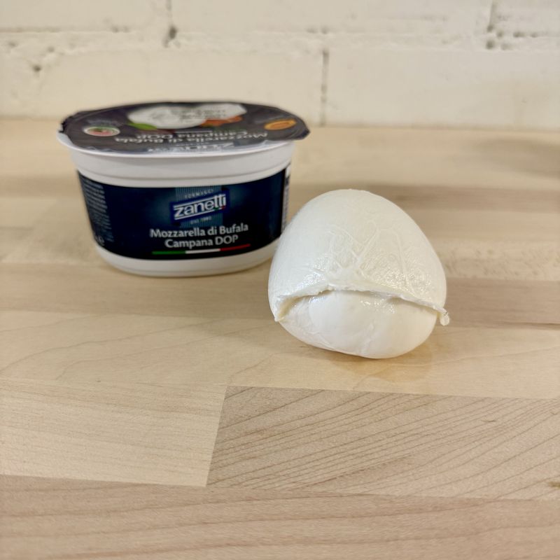 Mozzarella di Bufala Campana DOP