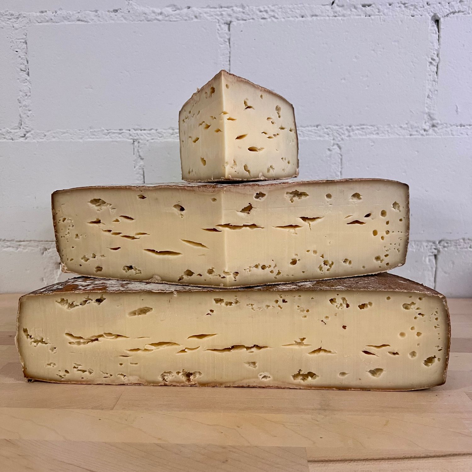 Alpkäse Val-de-Charmey L`Etivaz AOP