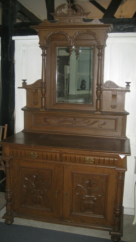 Antik åremalet buffet. H230L126D60 cm