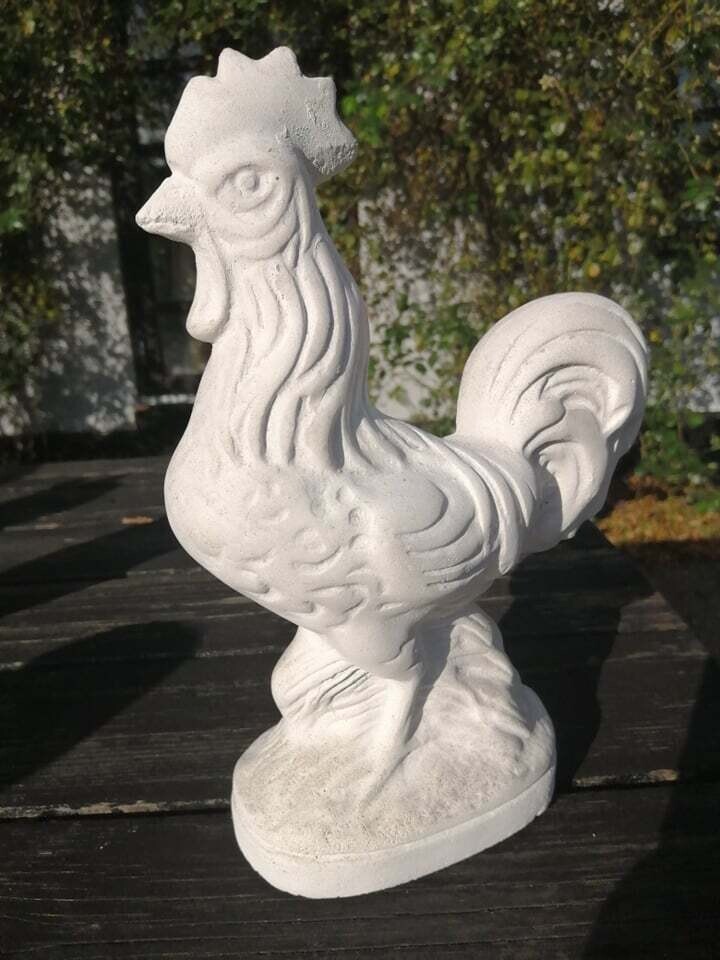 Figur. Hane i marmor