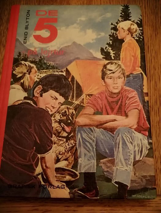 De 5 bøger. 28 stk.