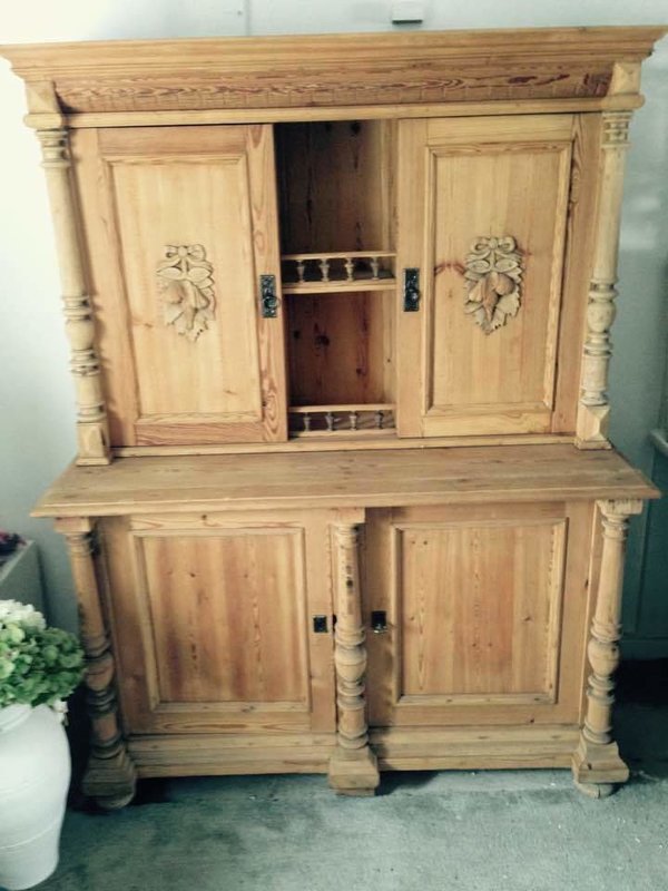 Antik afsyret Chatol/buffet. H180B130D60 cm