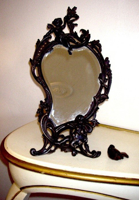 Bronze-spejl. H42B22 cm