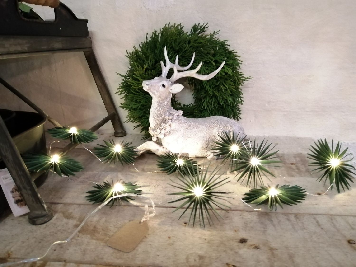Led stjerne lyskæde, 3 forskellige design. Nr. 1 Stjernerne 10 stk. er 8 cm i Dia og led kæden 160 cm.