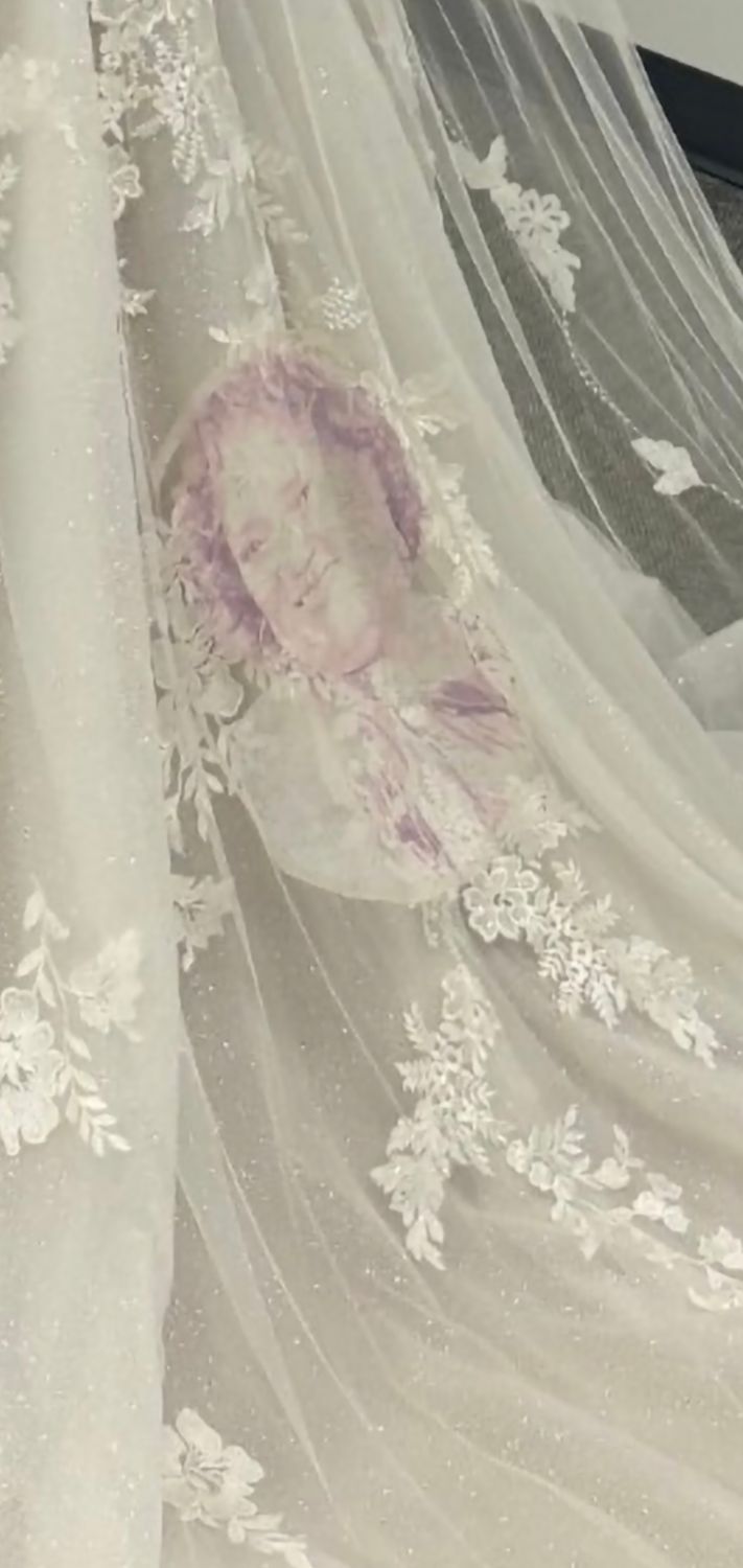Custom Veil Art