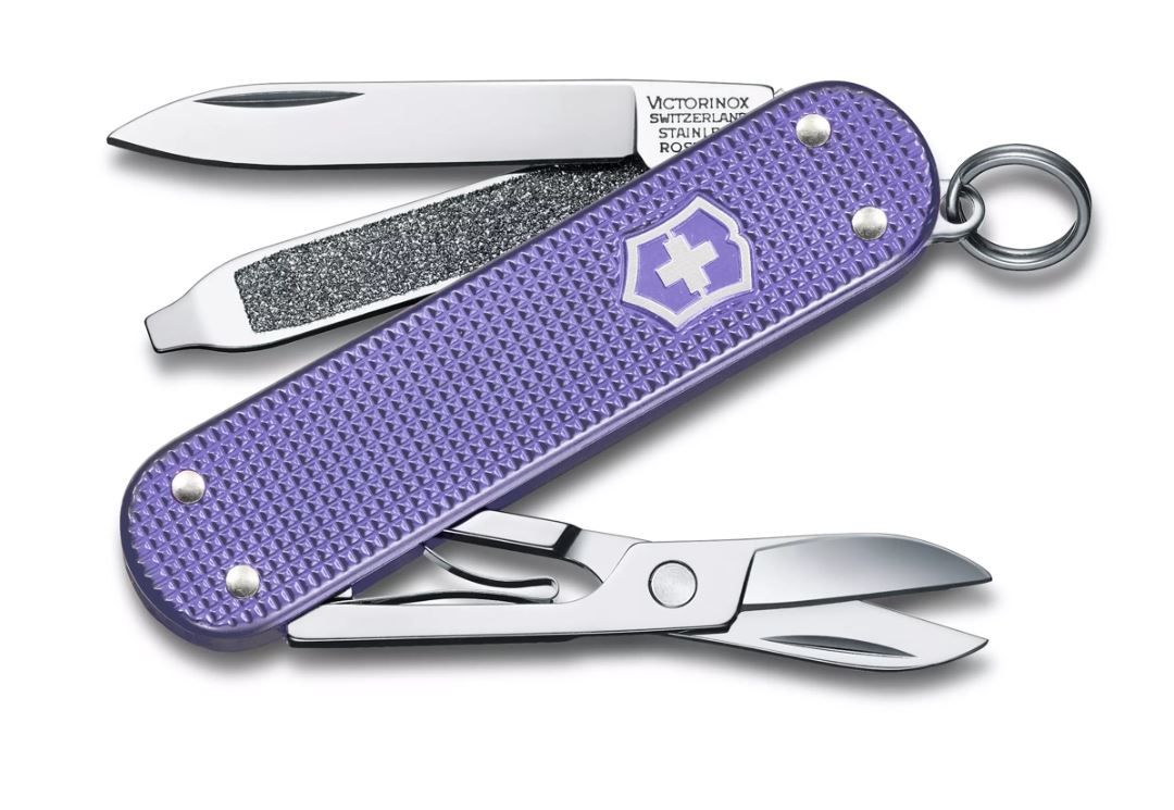 Victorinox Swiss Army Classic SD Alox 58 mm 5 Function Pocket Knife - Electric Lavender 0.6221.223G