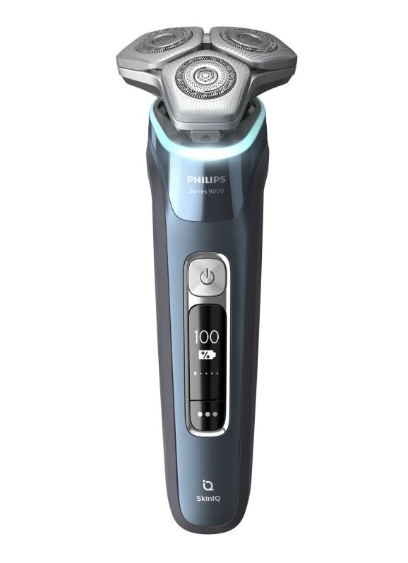 Philips Series 9000 Electric Shaver Wet/Dry  With Cleaner and Charger

