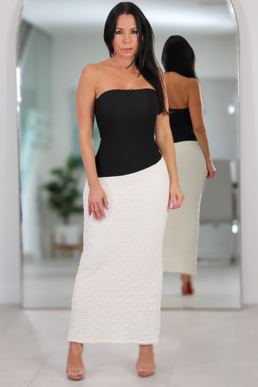 2277 Noir Elegance Tube Dress
