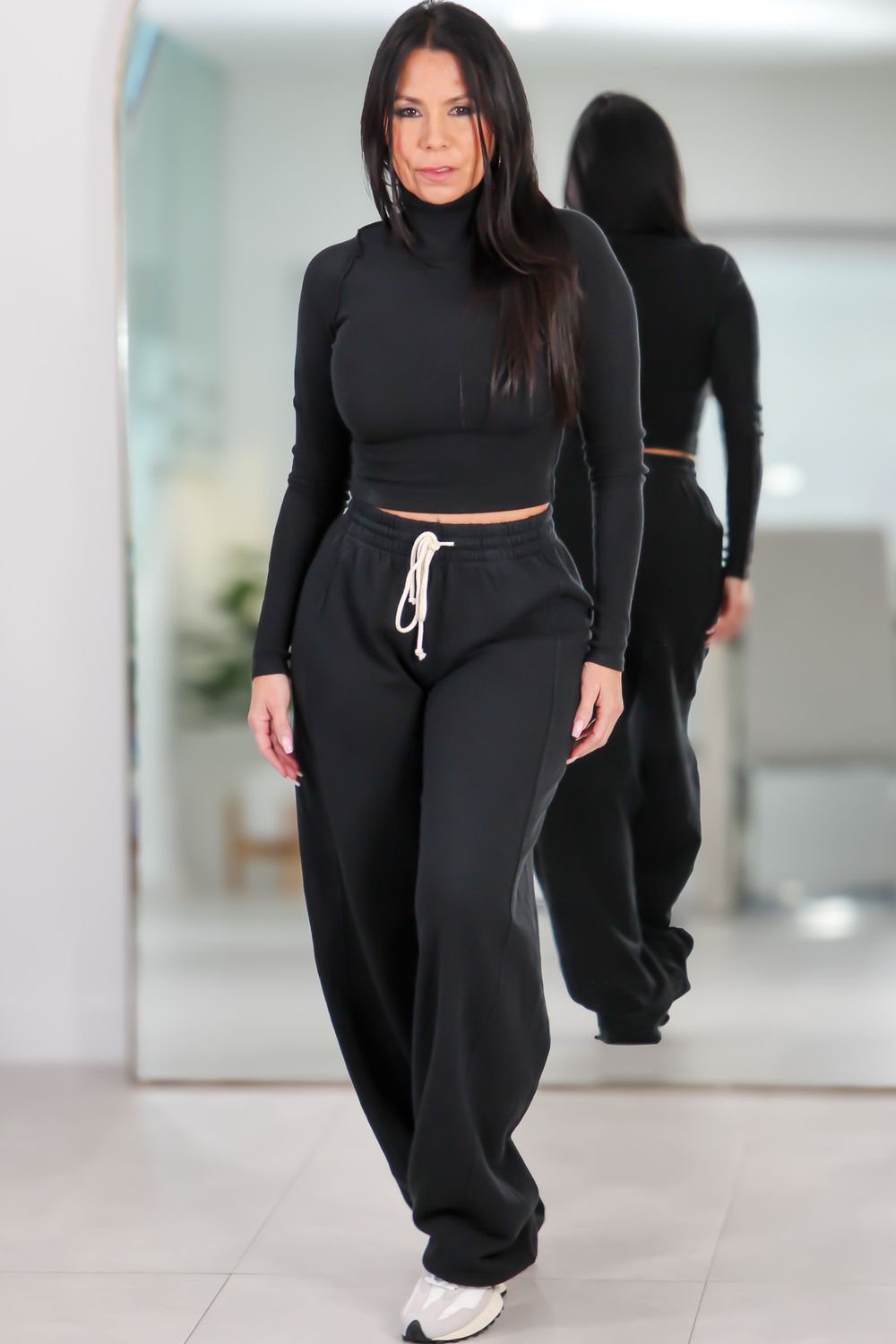 3915 Vintage Luxe Jogger Set