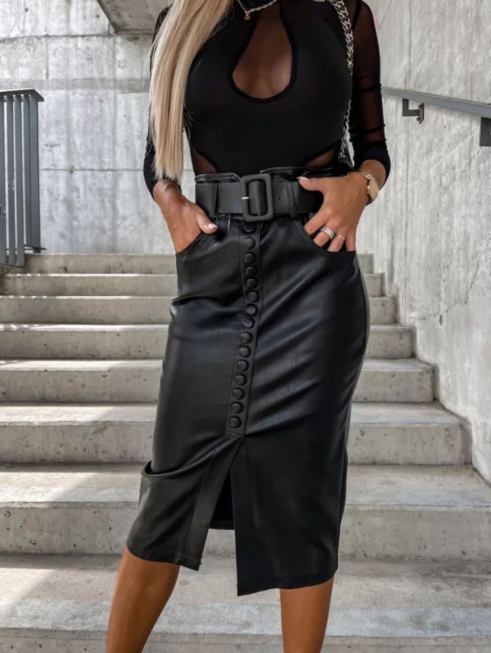NB2409236984  DREAM SKIRT BLACK