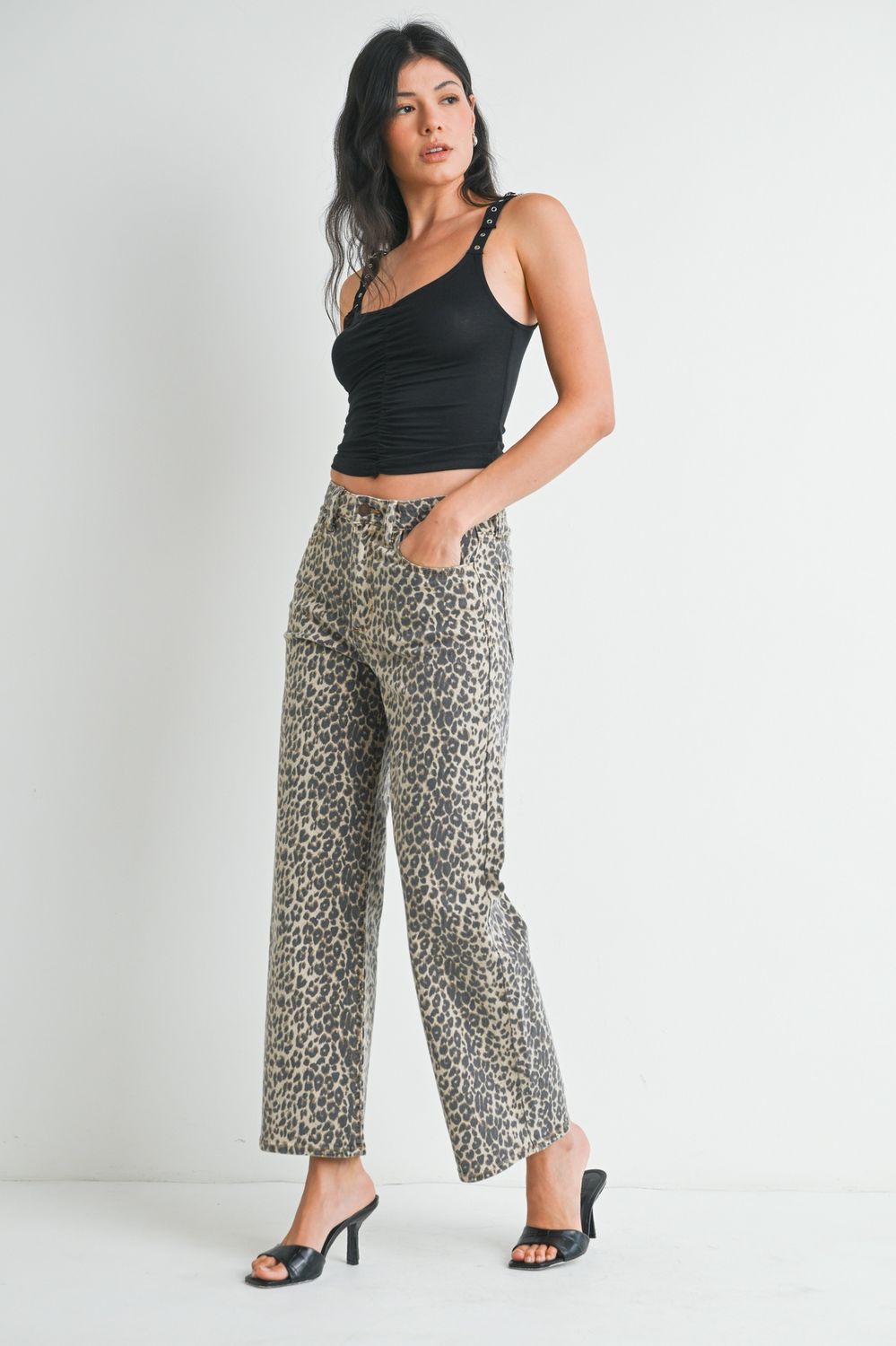 JBD2410254783   LEOPARD MEDIUM
