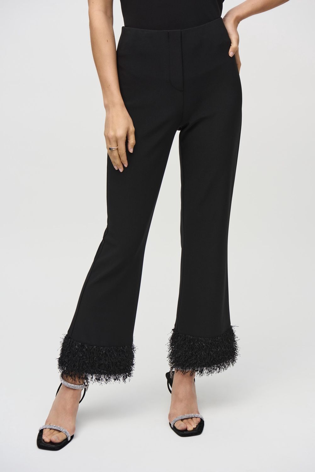 RJ2501973          FRINGED HEM TROUSERS