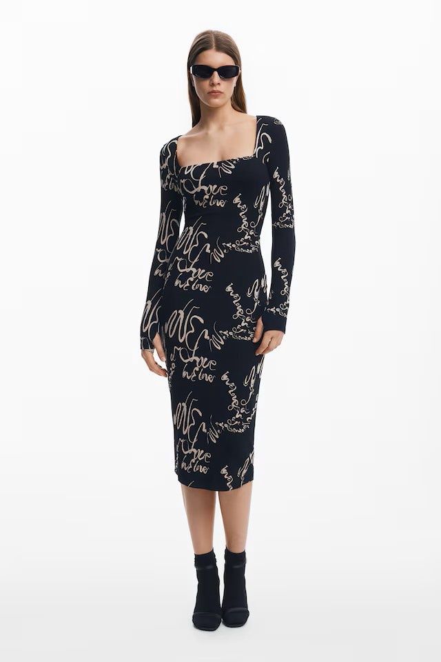 DS25031493  SCRIPTED DRESS