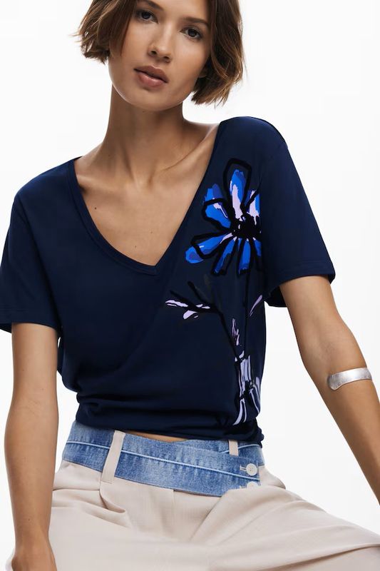DS2508 VELVET FLOWER TEE