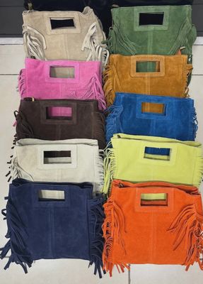FA2509  FRINGE SUEDE BAG