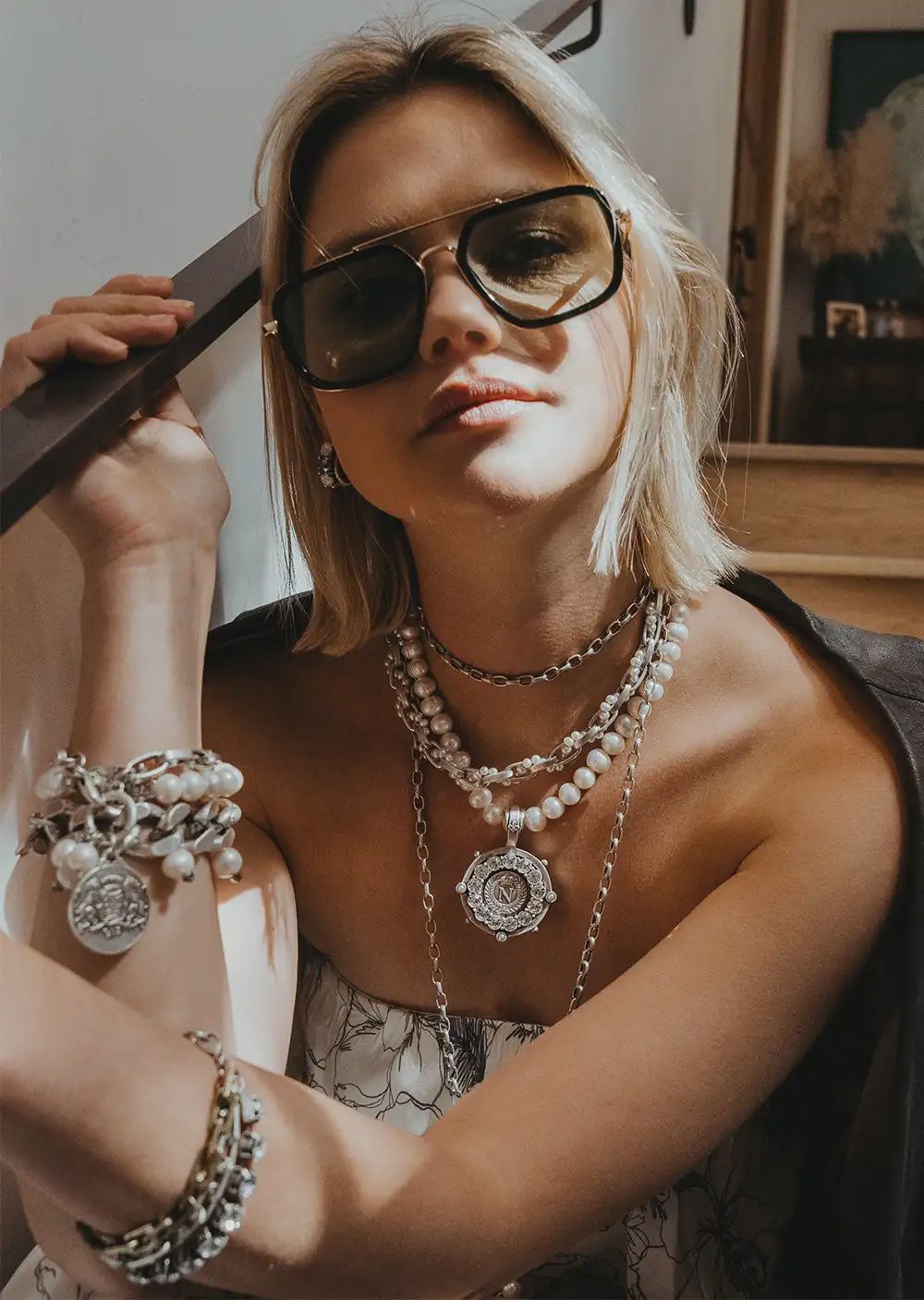 FK2512 CORPORAL PEARL NECKLACE