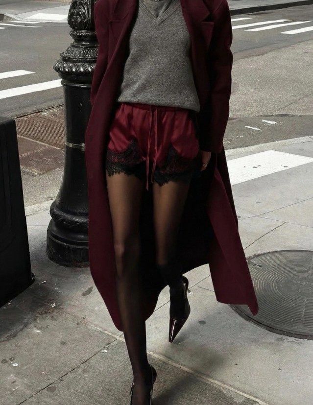 ED2602 BURGUNDY SATIN SHORTS