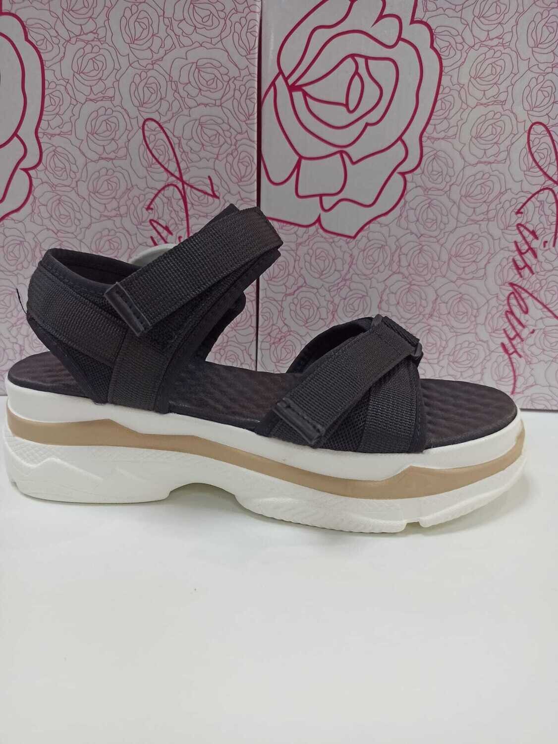 Sandalia deportiva