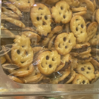 Smiley Face Pineapple