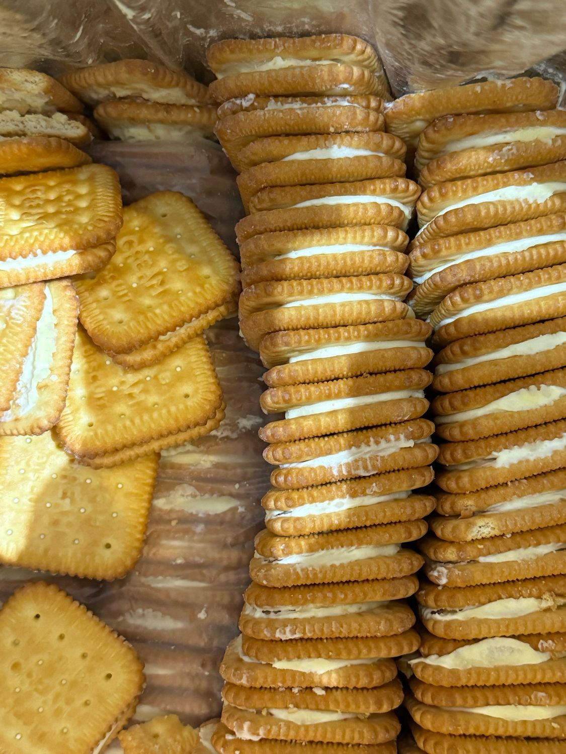 Banana Cream Biscuit