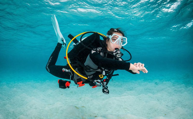 OPEN WATER SCUBA DIVING COURSE (E-learning included)