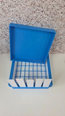⭐3 kaufen, 4 erhalten - Anzuchtbox-Set mit Deckel, 100 W&uuml;rfeln, 10 hydroponischer Salat-Samen und 10 Schildern inklusive