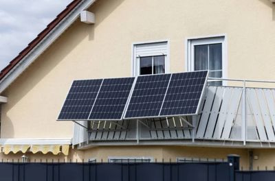 Duo-Power 800W+ Onafhankelijk Energiesysteem - Plug &amp; Play Solar Kit voor Balkon, Plat Dak &amp; Tuin - Onafhankelijke Units met Verstelbare KSENG-Beugels &amp; WiFi