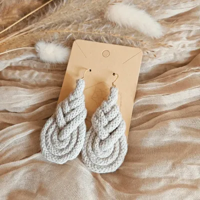 Makramee Ohrringe PIPA Beige – handgefertigt, gold/silber erhältlich