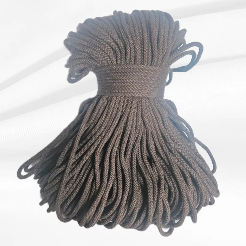 Giza Air Makramee & Häkelgarn 5 mm | Chocolate Giza Air 5 mm Chocolate – Luxus Garn für Makramee & Häkeln in der Schweiz