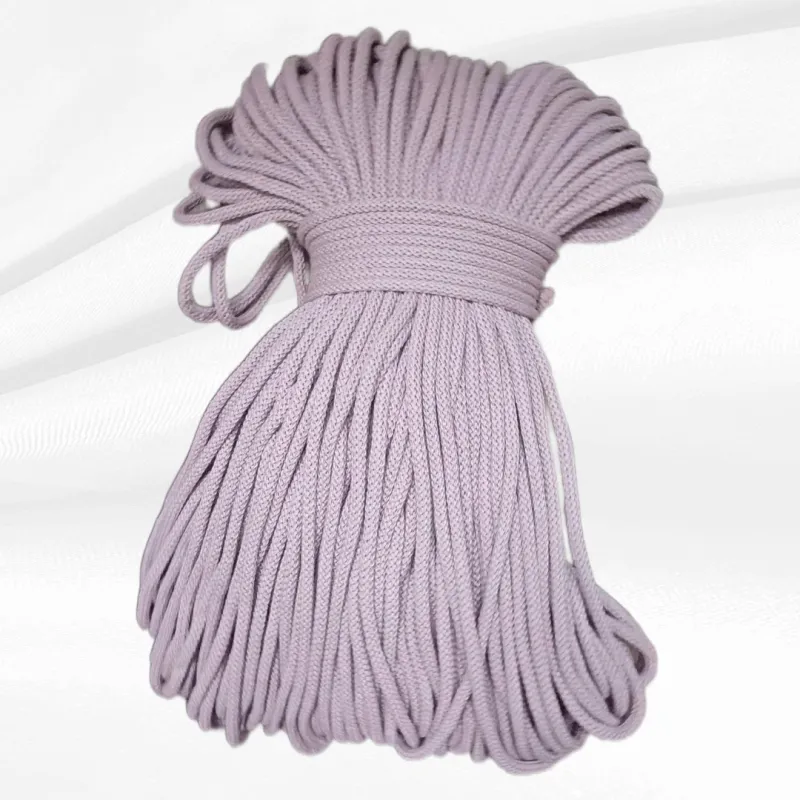 Giza Air Makramee & Häkelgarn 5 mm | Frosty Lavender Giza Air 5 mm Frosty Lavender – geflochtenes Luxus-Garn für Makramee, Häkeln, Taschen & Körbe in der Schweiz